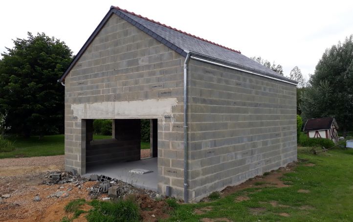 Construction d'un garage à Pernay (37)