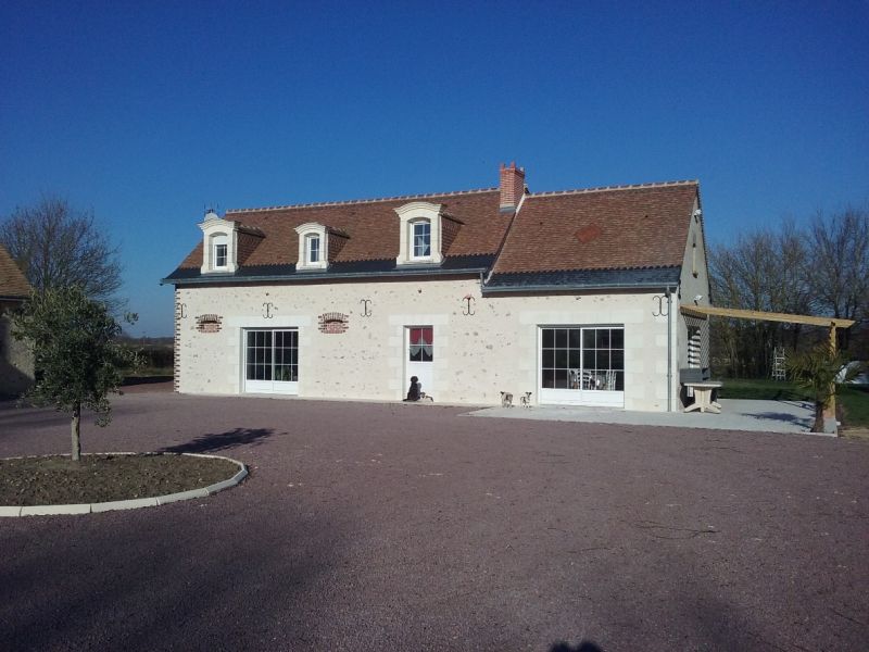 Ancienne ferme rénovée à Courcelles de Touraine