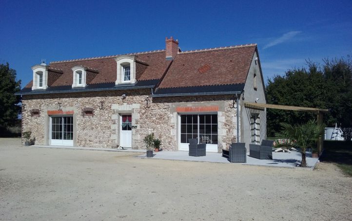 Ancienne ferme rénovée à Courcelles de Touraine